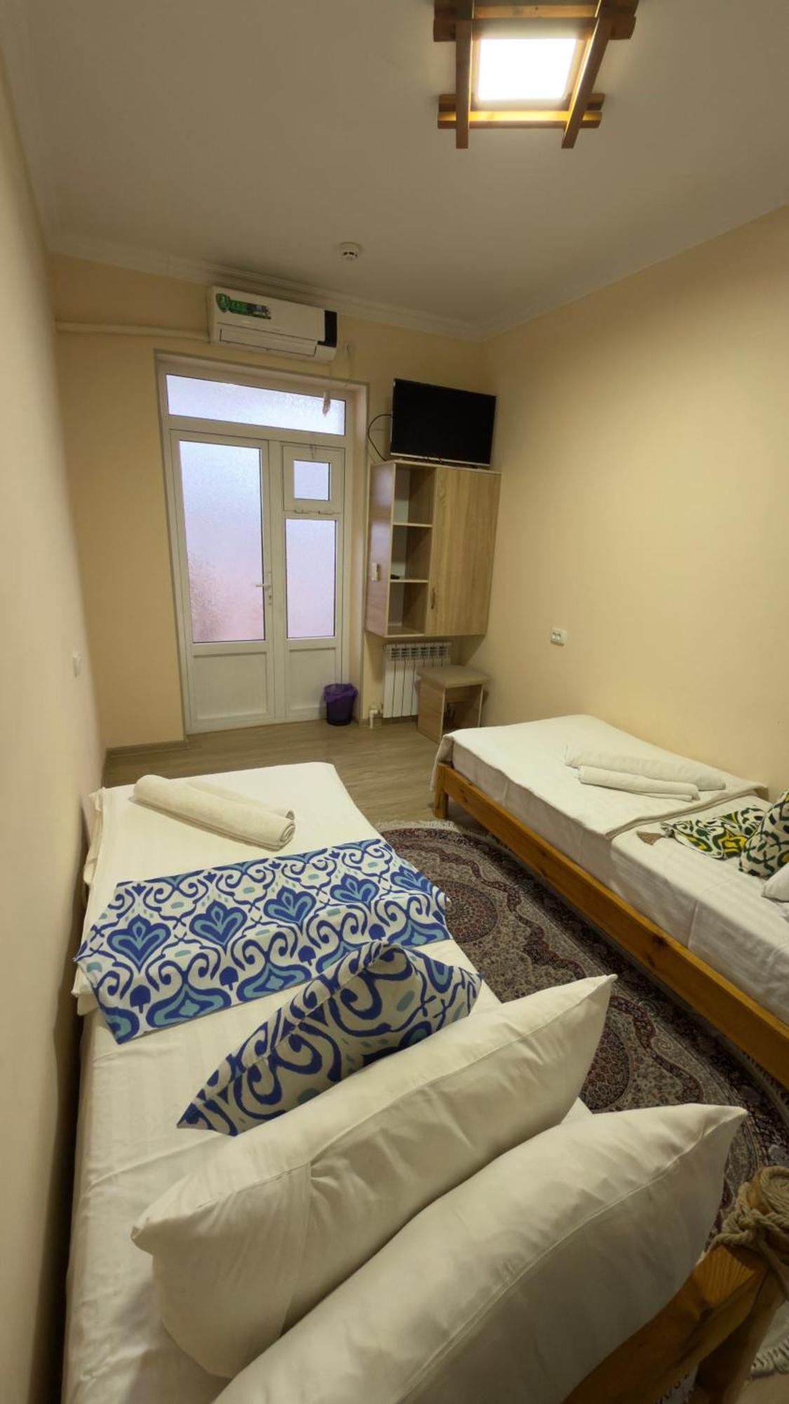 Alisher B&B Hotel Samarkand Esterno foto